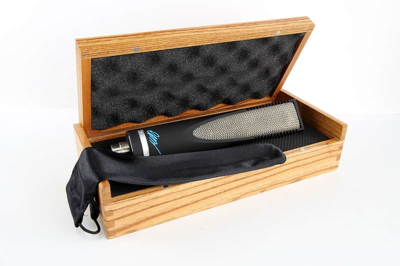 sE Electronics SE RNR1 Rupert Neve Signature Active Ribbon Microphone  + shock mount + case image 1