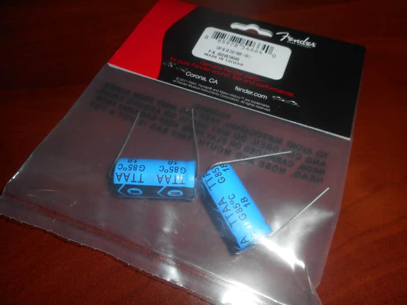 Fender 002-4819-049 Aluminum Electrolytic Axial Amp Capacitor - 22uF @ 500V, 50% Tolerance (2) image 1