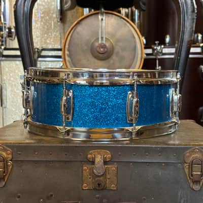 VINTAGE 1970's Ludwig 5x14 Standard Snare Drum in Blue Sparkle image 2