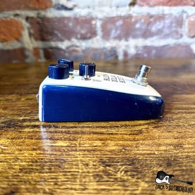 Danelectro Billionaire Billion Dollar Boost Pedal *USED* (2010s - Cream / Blue) image 4