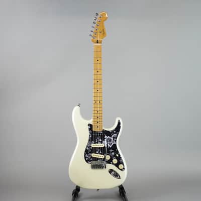 Fender Player Plus Stratocaster W/Maple Fingerboard - Olympic Pearl (Used) image 2