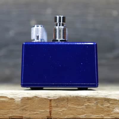Empress Effects Compressor MkII All Analog Compressor Blue Sparkle Effect Pedal image 7