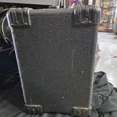 Crate BX-15 12-Watt 1x8" Bass Practice Amp 2000s - Black image 3