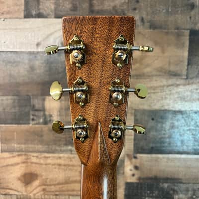 Martin D-28 Modern Deluxe Sitka Spruce / Rosewood Dreadnought Natural #137 image 15
