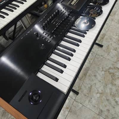 Korg KRONOS 2 88-Key Digital Synthesizer Workstation Used image 2