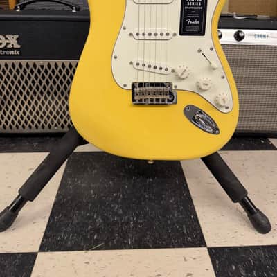 Fender MIM Player Stratocaster with Maple Fretboard 2022- Buttercream image 5