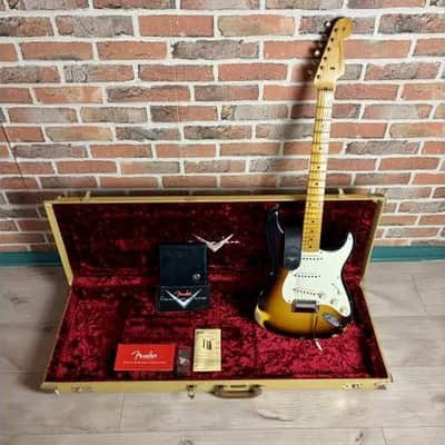 FENDER - CUSTOM SHOP STRATOCASTER 56 RELIC MN 2TS + CASE ET ACCESSOIRES image 10
