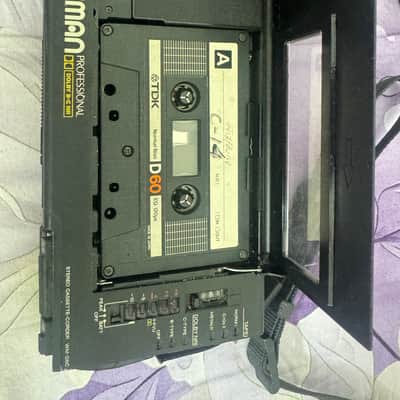Sony WM-D6C( 1985 - 2002 )Walkman Professional Cassette Recorder image 2