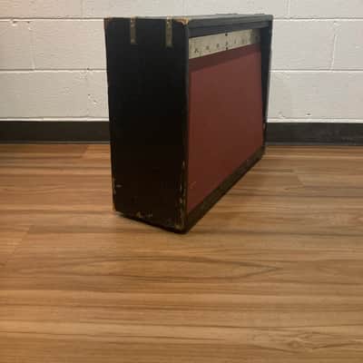 Magnatone Model 260 Custom 200 Series 2-Channel 35-Watt 2x12" Guitar Combo 1957 image 3
