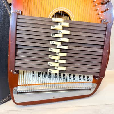 Oscar Schmidt Model 15 EBH/R 15-Chord Autoharp w/ Original Case & 1948 Instruction Book - Made in USA 1970's image 5