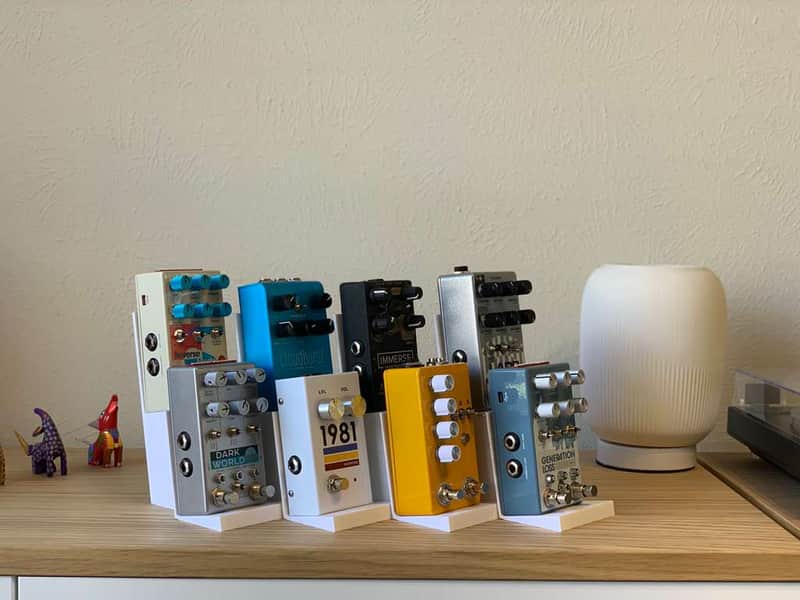 Guitar Desktop Pedal Stand Display for small pedals image 1