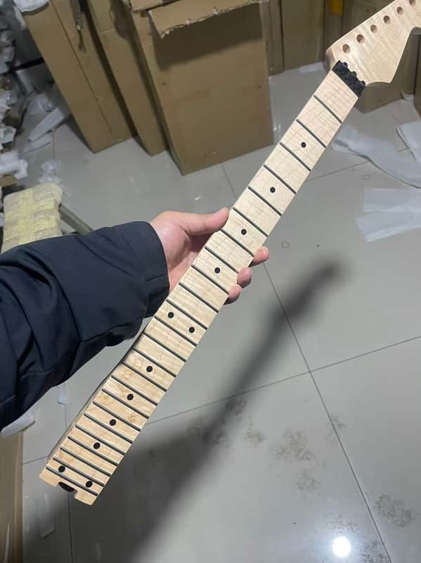 floyd rose nut stainless steel 24frets flame Maple guitar neck 25.5 hole 10mm Lock nut Satin Wheel truss rods charvel image 1