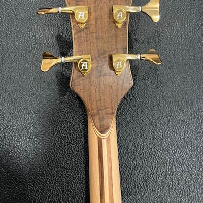 Alembic Crest - Walnut Top Bild 9