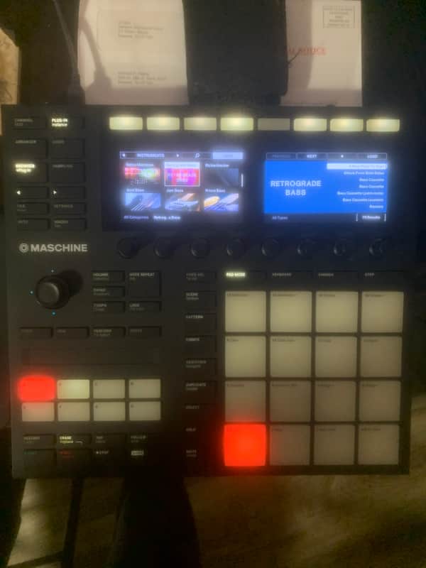 Native Instruments Maschine MKIII 2010s - Black image 1