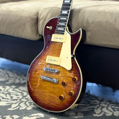 Sire Larry Carlton L7V P90 - Ebony Finhgerboard, Tobacco Sunburst image 2