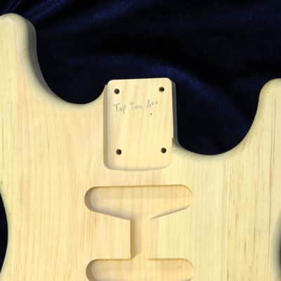 40yr Aged Pine Strat Style body - 3lbs #3694  *IMPORT CHARGES INCLUDED image 3