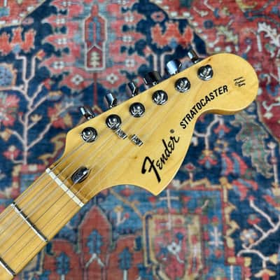 1972 Fender Stratocaster Reissue Model ST72-58US Vintage White 99-02 Vintage Collection image 2