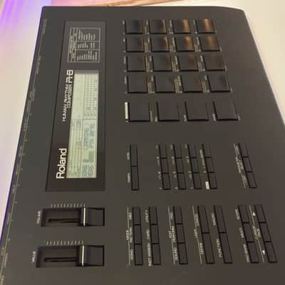 ROLAND R 8 1989 black + 3 memory cards + manual Near Mint condition ! image 6