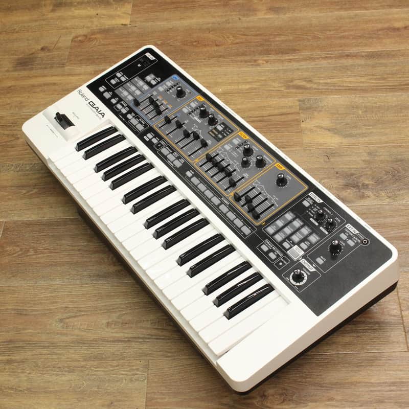 Roland SH-01 GAIA 37-Key Digital Synthesizer | Reverb