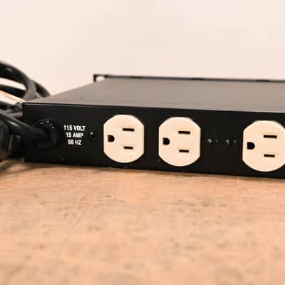 Middle Atlantic PD-915R 9-Outlet Rackmount Power Distribution Unit CG01PXG image 9