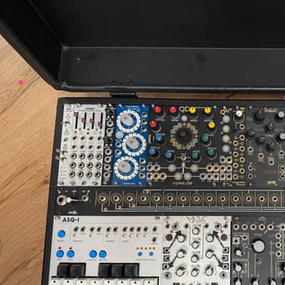 Xaoc Devices Batumi Quadruple Low Frequency Oscillator | Reverb