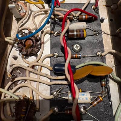 Fender Vibro Champ 1977 230V import version image 11
