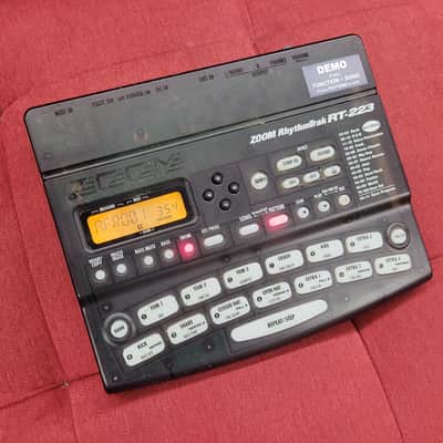 Zoom RhythmTrak RT-223 Drum Machine - Black