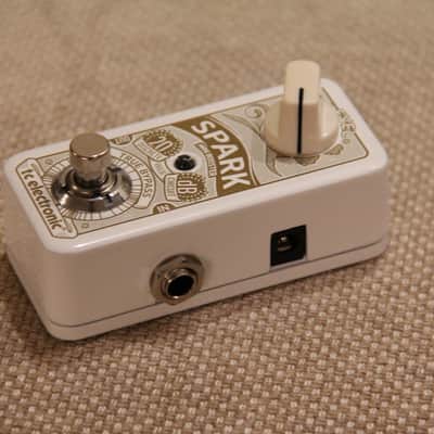 TC Electronic Spark Mini Booster - White image 1