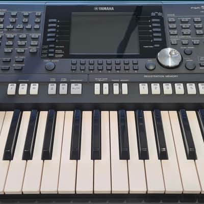 Yamaha PSR S950 image 3