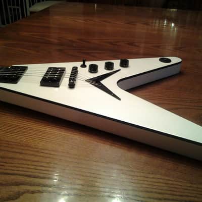 Dean Flying V- USA Metallic White image 6