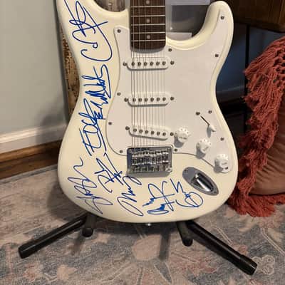 Rock N’ Roll Guitar Superstars image 1