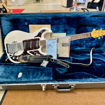 Burns Hank Marvin 40th Anniversary (***Second Hand***) image 5