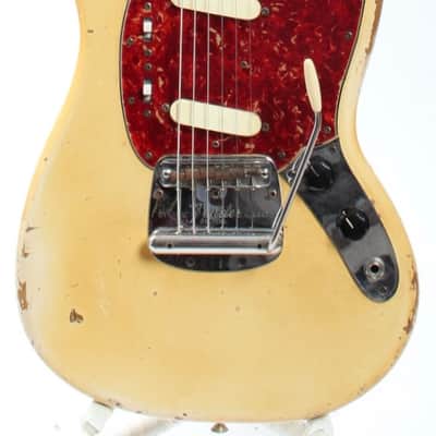 1965-1968 Fender Mustang white image 1