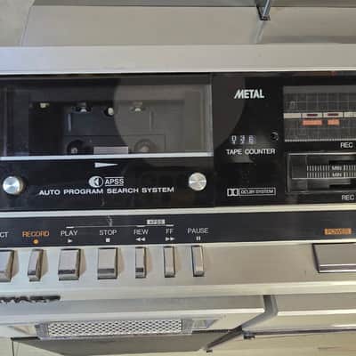 Sharp VZ-2000 Super Rare Vintage 1980 Vinyl Cassette Boombox Serviced Warranty image 13