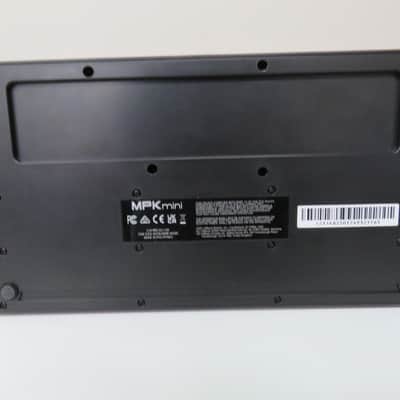 Akai MPK Mini Blackout 25-Key USB MIDI Keyboard Controller - Preowned image 6