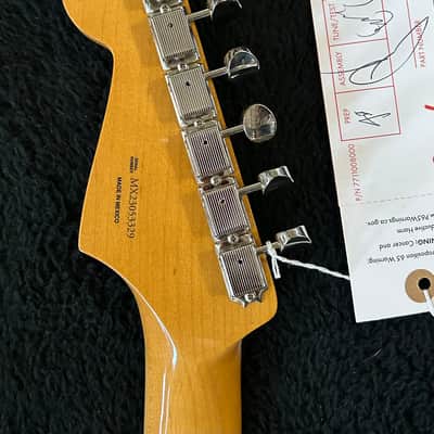 Fender Vintera II '60s Stratocaster with Rosewood Fretboard  Lake Placid Blue  # MX23053329  7 lbs. 13.1 oz image 11
