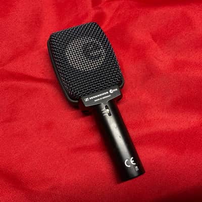 Sennheiser e906 Supercardioid Dynamic Instrument Microphone 2004 - Present - Black image 1