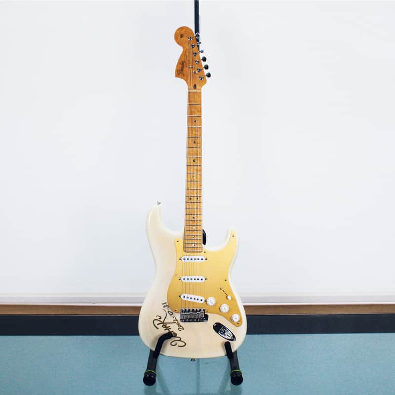 Fender Stratocaster Prototype signed by Michiya Haruhata - One of a kind image 1