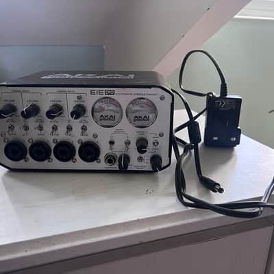Akai EIE Pro USB 2.0 Audio Interface 2010s - Silver image 1