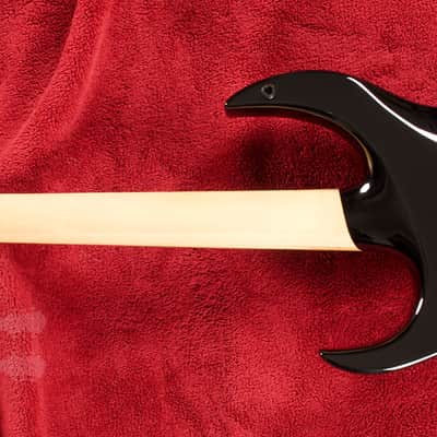 B.C. Rich Gunslinger Prophecy II with Floyd Rose Gloss Black image 10