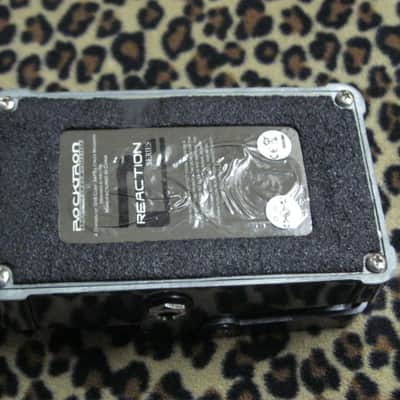 used (light average wear) Rocktron Reaction Chorus (from early 2010s) NO box / NO paperwork / NO battery image 18