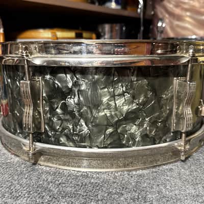 Ludwig Pioneer Snare Drum In Black Diamond Pearl image 4
