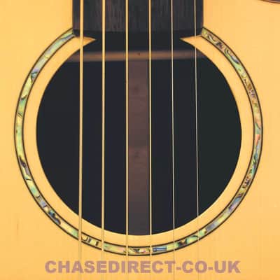 Guvnor Electro Acoustic Guitar Folk Style GA755CE Cutaway Solid Top Z-00 image 2
