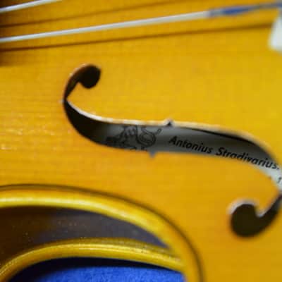 Violin 3/4 with case and bow Brand new image 15