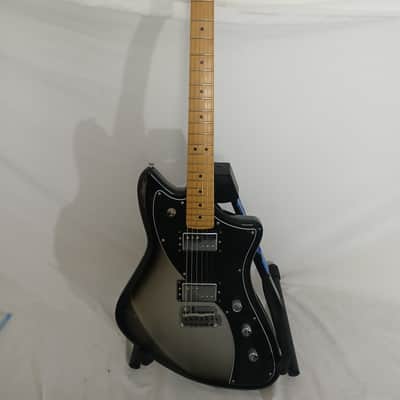 Fender Player Plus Meteora HH 2022 - Present - Silverburst image 1