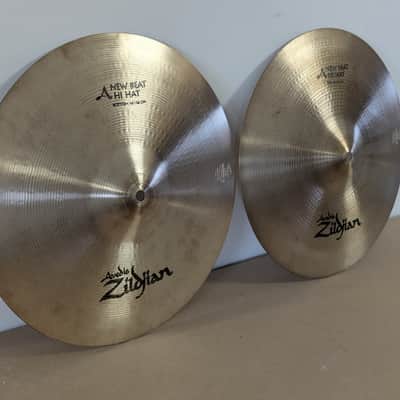 Zildjian 14" A Series New Beat Hi-Hat Cymbals (Pair) 1982 - 2012 - Traditional image 2