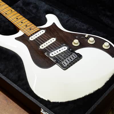 Knaggs Severn Trem T3 Flame Maple Neck White 2016' image 1
