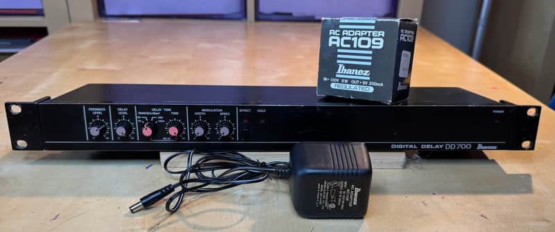 Ibanez DD700 Digital Delay w/AC Adapter image 1