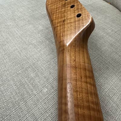 Allparts - TMO-VCRF - Nitro Roasted Flame Maple V neck Telecaster image 3
