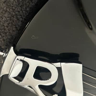 Rickenbacker 330 1997 Classic Jet glo Black tuxedo great condition image 11